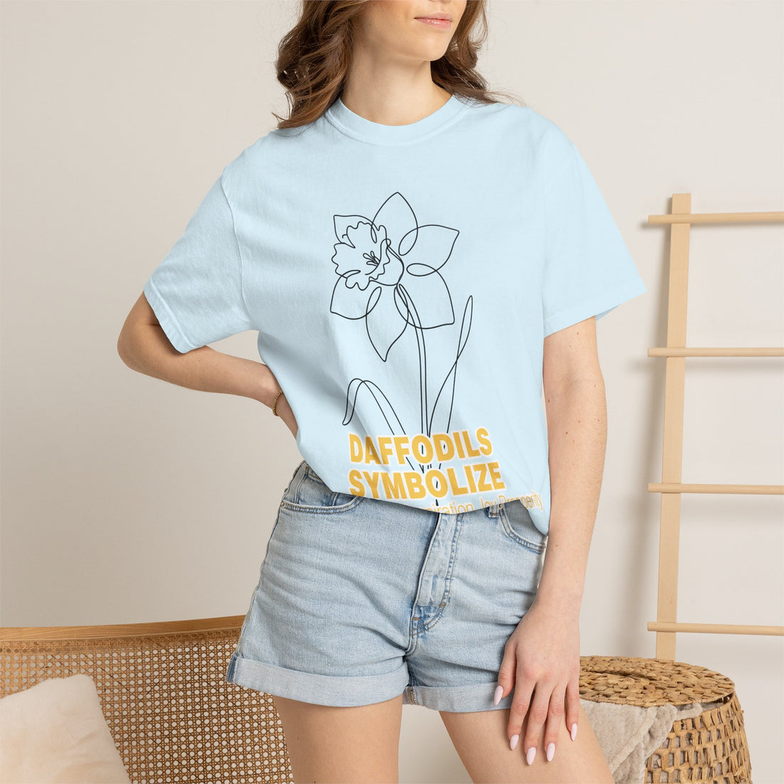 Daffodil Flower T-Shirt - Botanical Graphic Shirt for Flower Lovers
