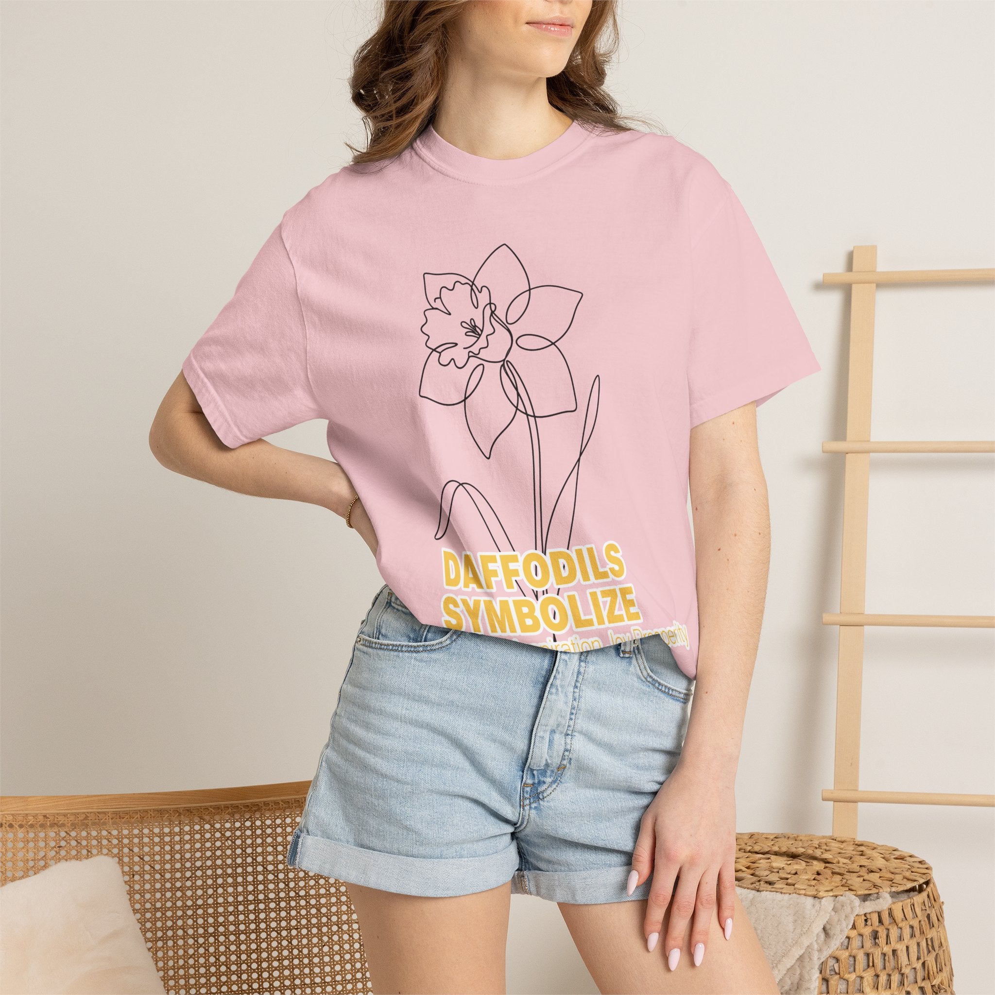 Daffodil Flower T-Shirt - Botanical Graphic Shirt for Flower Lovers