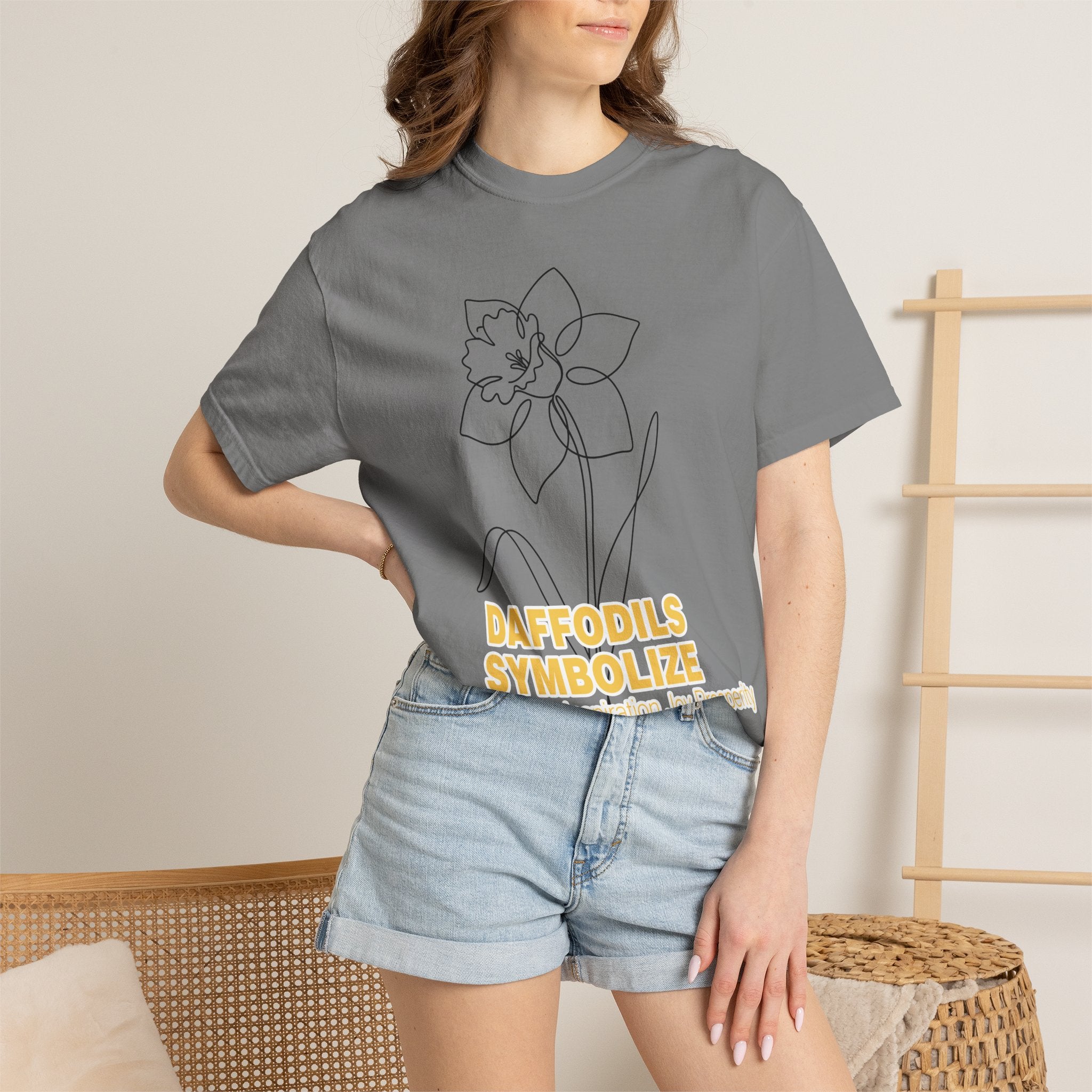 Daffodil Flower T-Shirt - Botanical Graphic Shirt for Flower Lovers