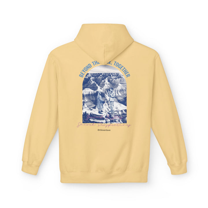 Beyond The Horizon Personalisierter Reise-Hoodie, Landschaftswahrzeichen Paar Geschenk