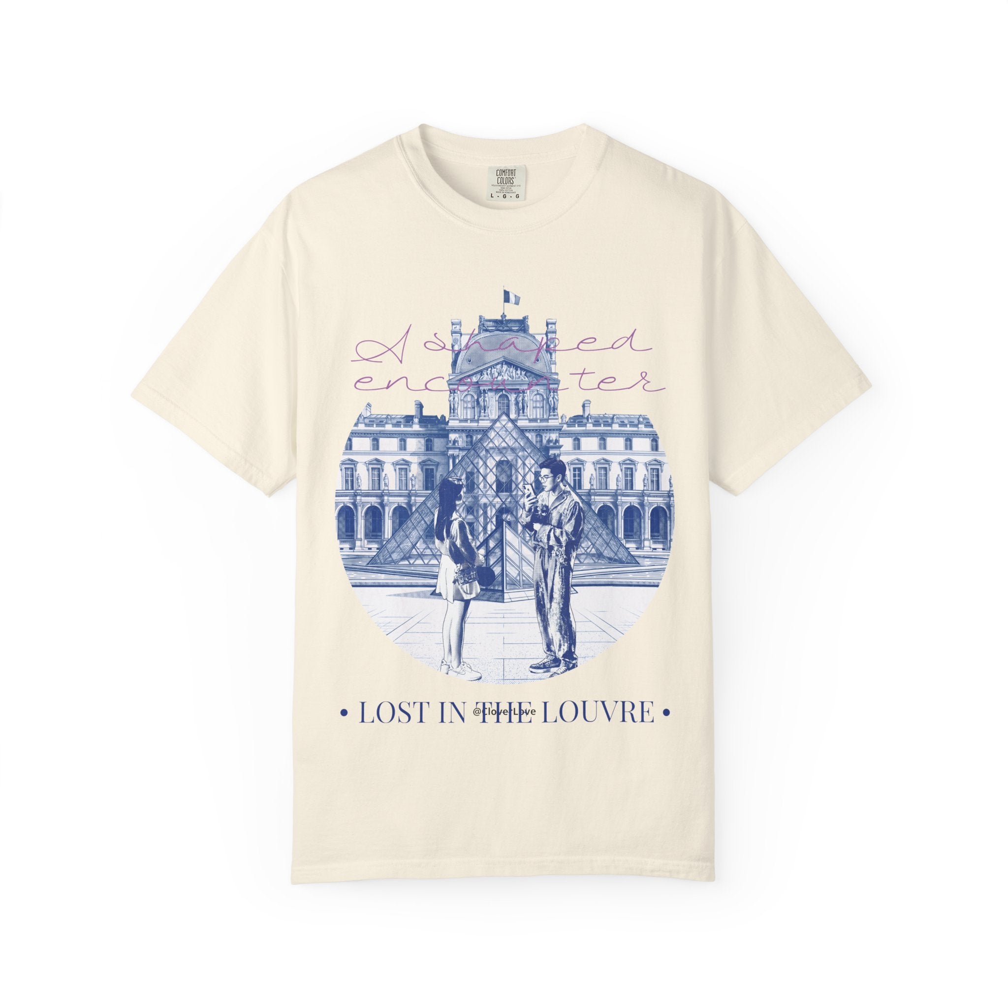 Custom Paris Louvre Travel T-Shirt - Vintage France Vacation Gift