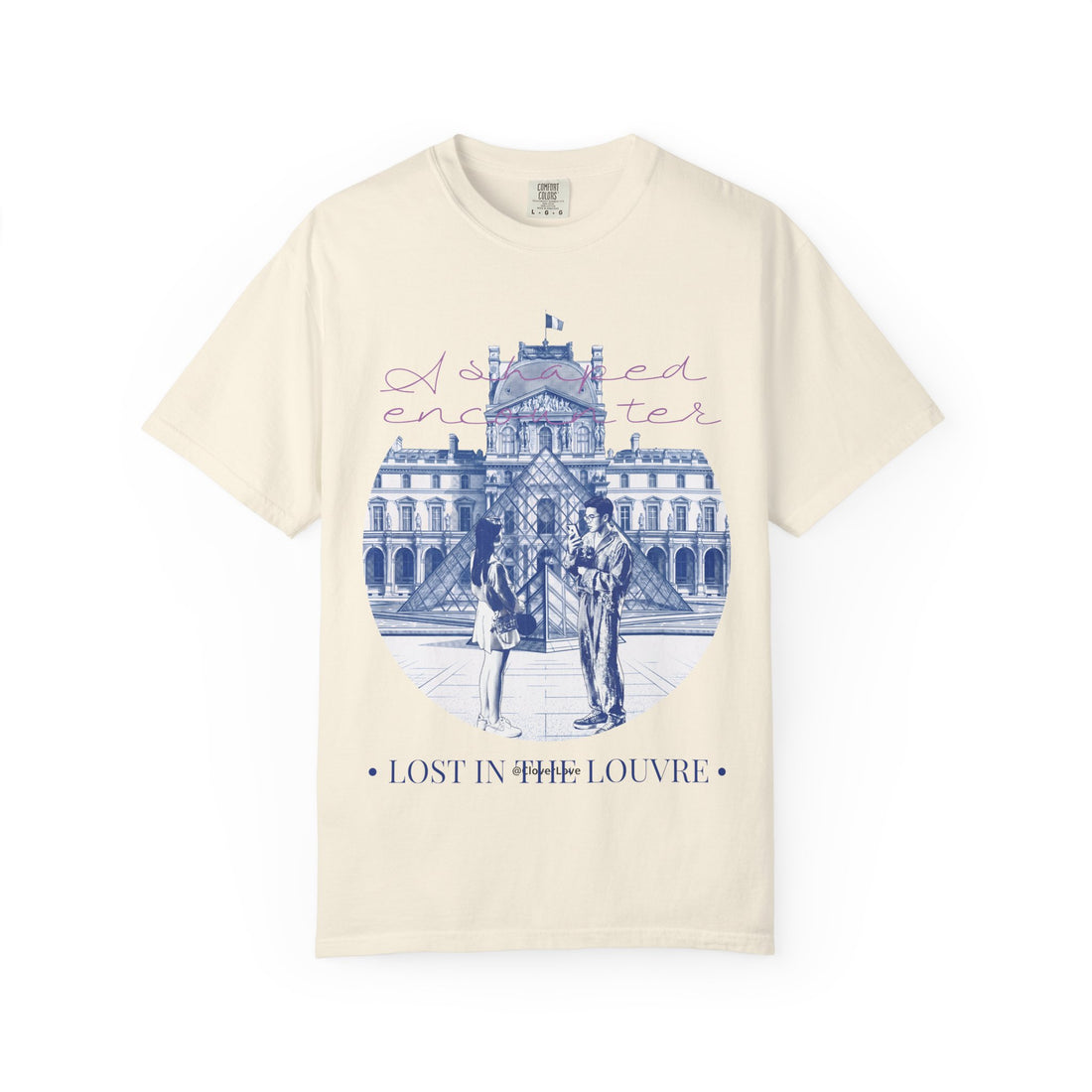 Custom Paris Louvre Travel T-Shirt - Vintage France Vacation Gift