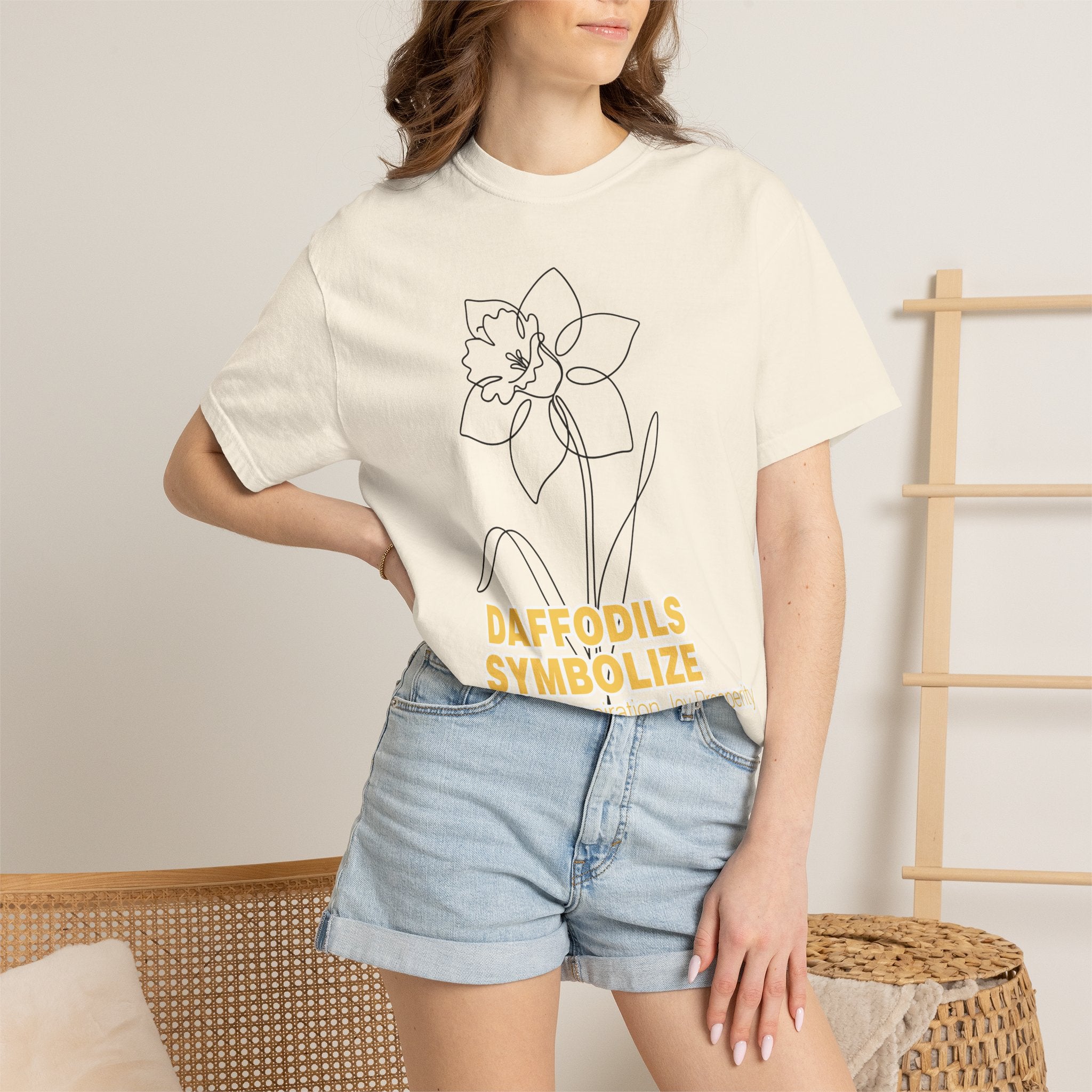 Daffodil Flower T-Shirt - Botanical Graphic Shirt for Flower Lovers