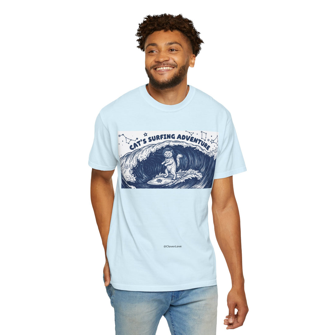 Cat’s Ocean Adventure T-Shirt - Vintage Ocean Wave Graphic Tee for Cat Lovers