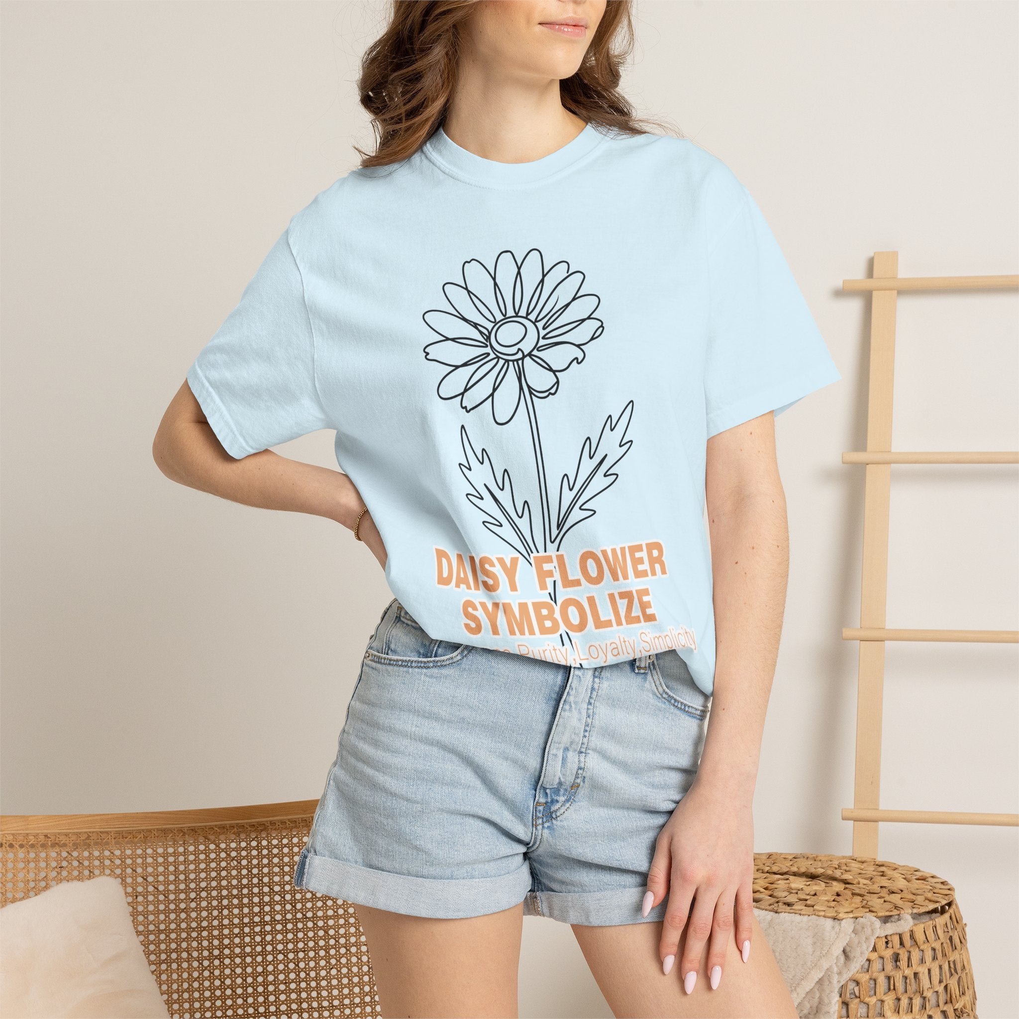 Daisy Flower T-Shirt - Botanical Graphic Shirt for Flower Lovers