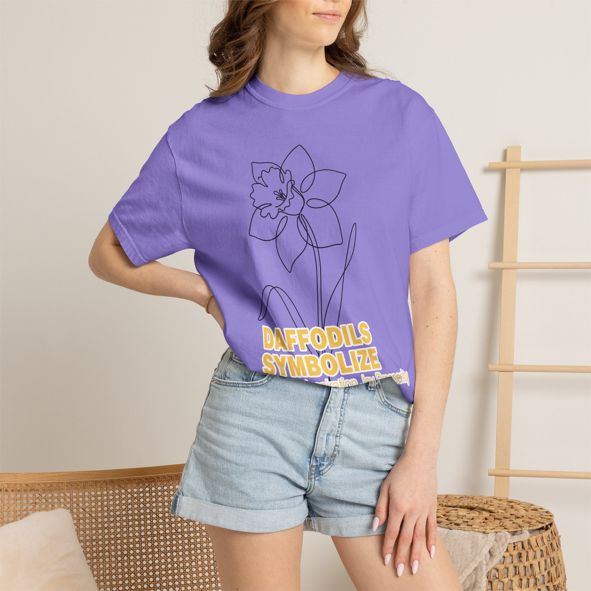 Daffodil Flower T-Shirt - Botanical Graphic Shirt for Flower Lovers