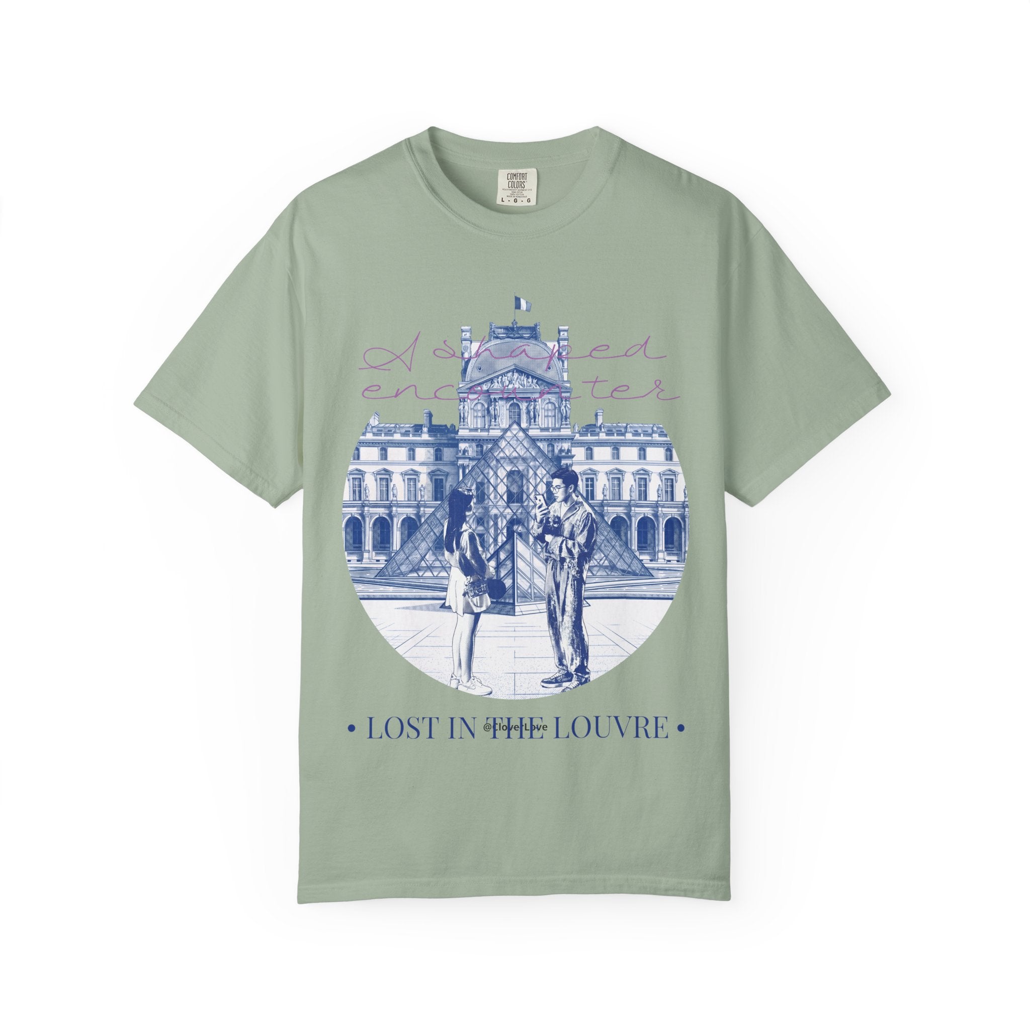 Custom Paris Louvre Travel T-Shirt - Vintage France Vacation Gift