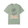Daisy Flower T-Shirt - Botanical Graphic Shirt for Flower Lovers