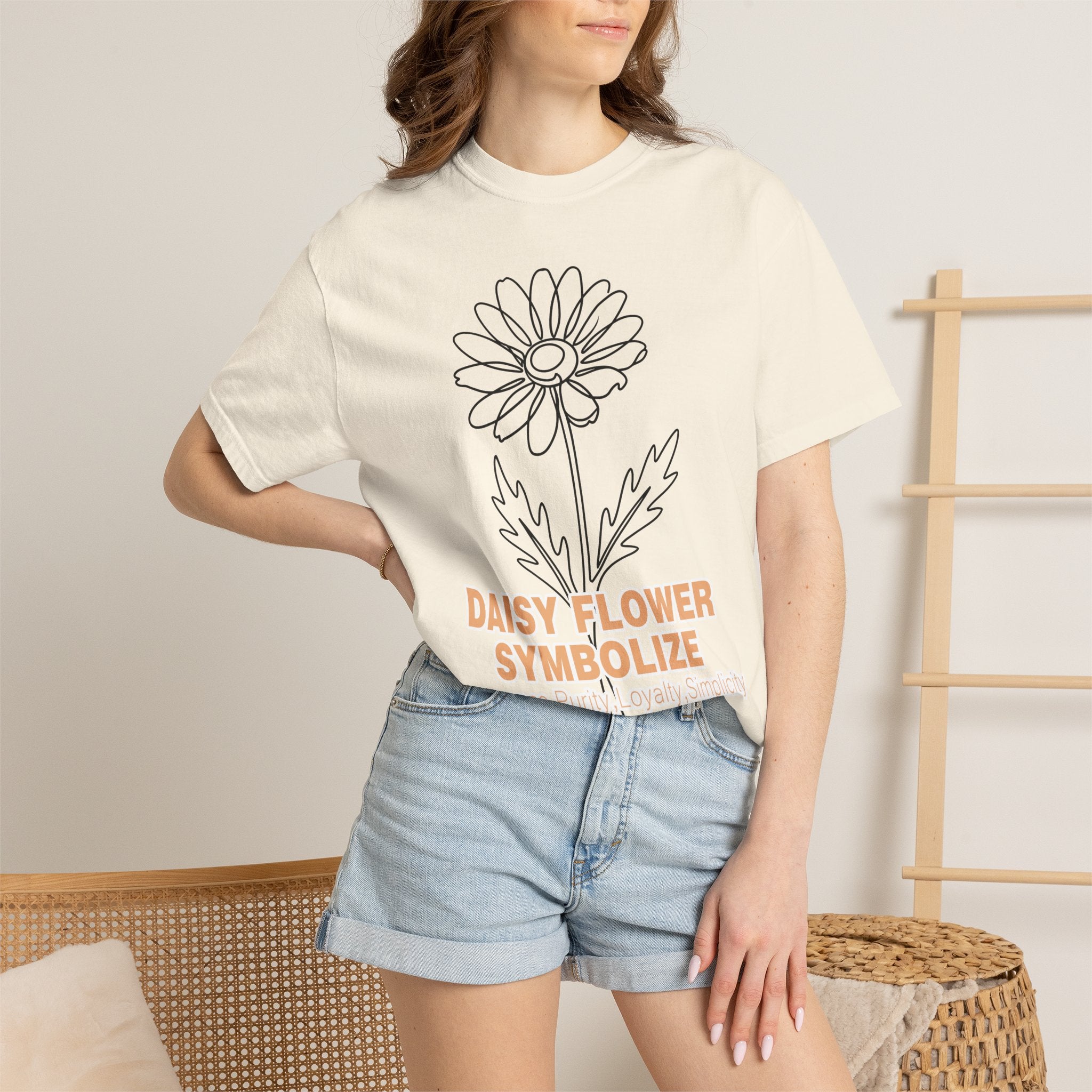 Daisy Flower T-Shirt - Botanical Graphic Shirt for Flower Lovers